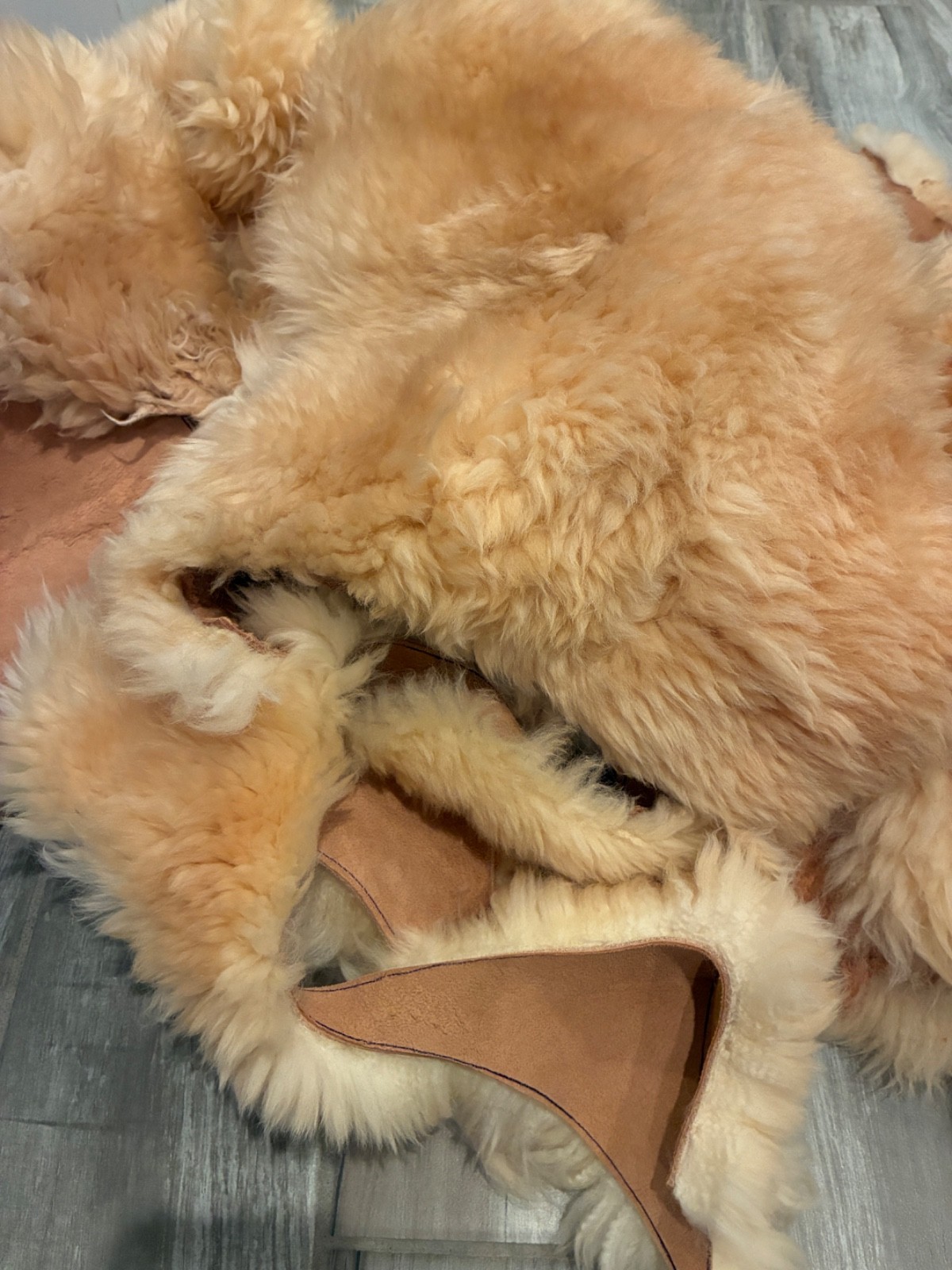 ½ LB Genuine Sheepskin Shearling Scrap Pieces Craft Fur Wool Leather DIY