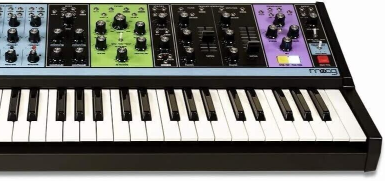 Moog Matriarch Patchable 4 Note Paraphonic Analog 49 Key Synthesizer Japan Rare
