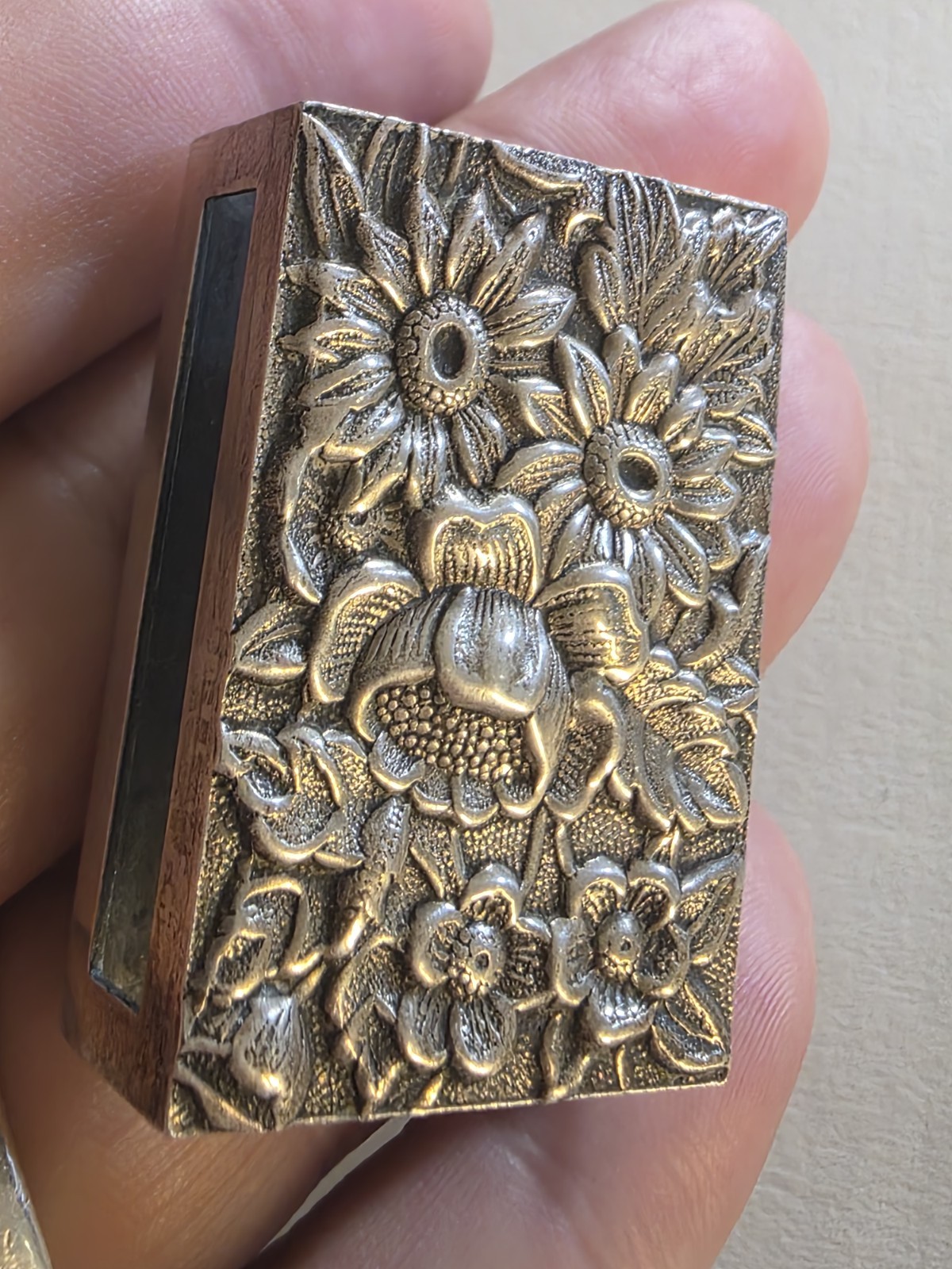 Vintage S. Kirk & Son Sterling Silver Floral Repousse Match Box Case Holder 90F.