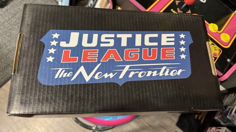 Justice League New Frontier Comic Book Short Box