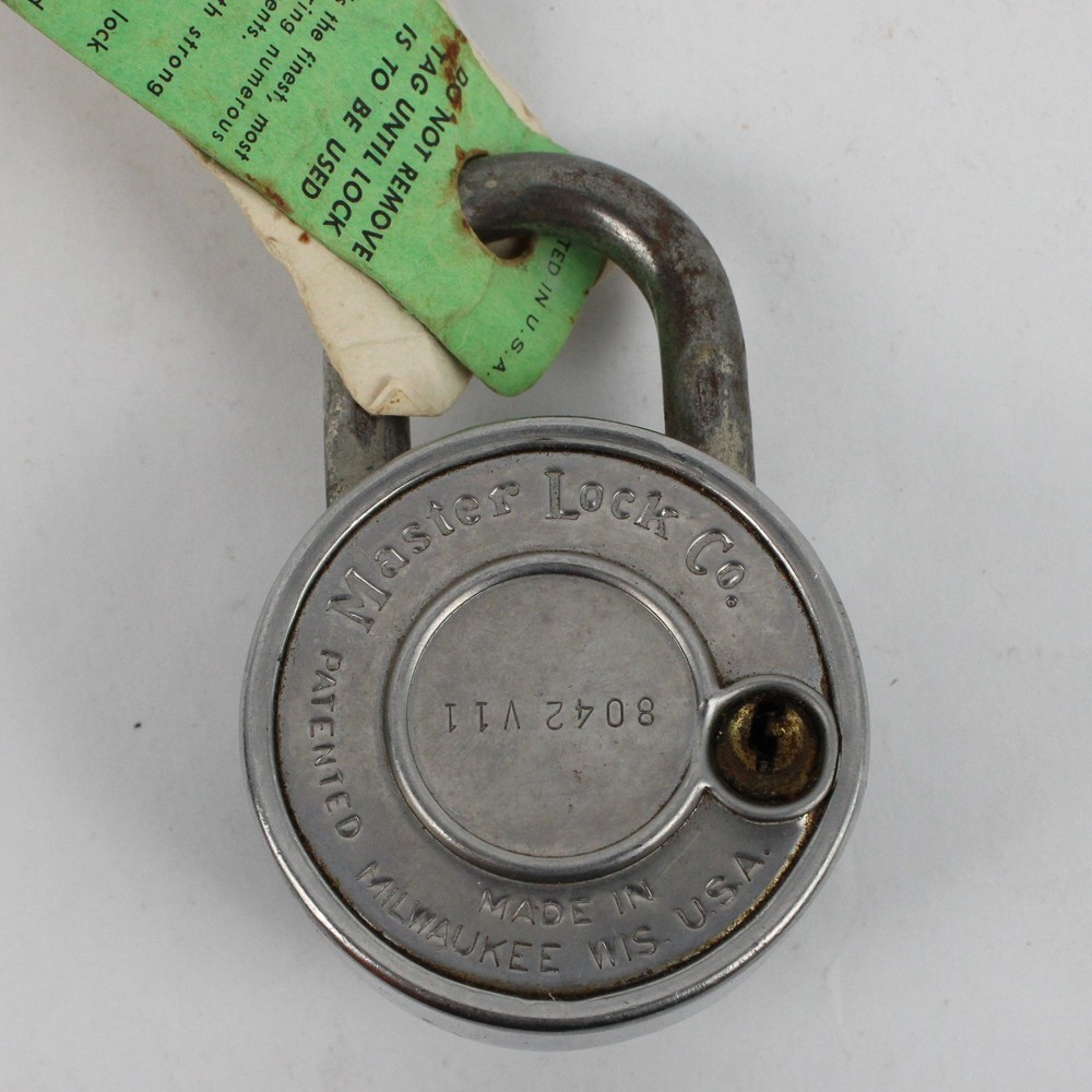 Vintage Master Lock Co. Padlock w/ Combination FLAWED