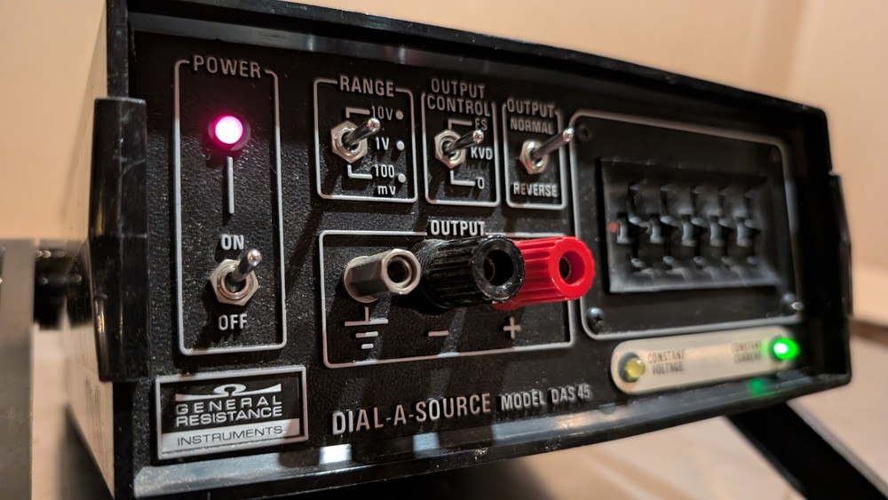 DAS-45CC General Resistance Dial A Source Process Calibrator; VOLT / MA
