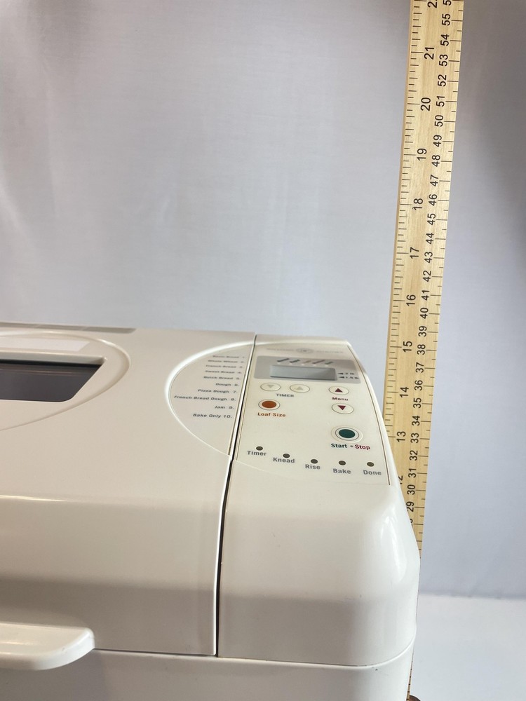 Williams Sonoma Bread Machine WS0797 2lb 1.5lb Programmable Maker White With Pan