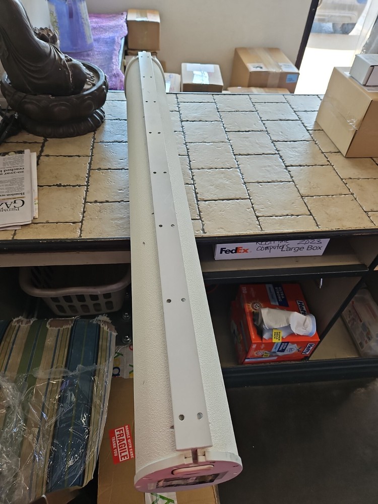 Community Entasys Speakers. High performance 3-Way Column Line Array System