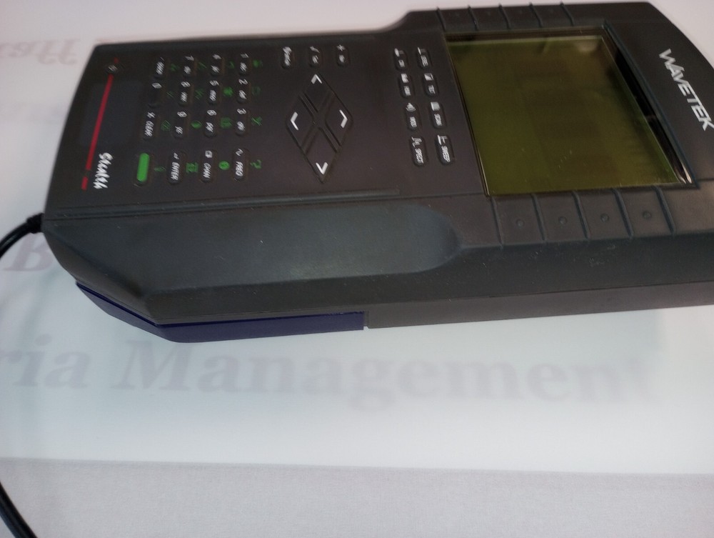 WAVETEK SDA-5000 Stealth Digital Analyzer Meter + CHARGER + CONNECTORS