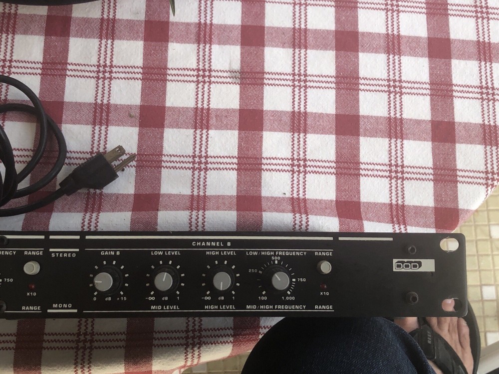 DOD R-385 Electronic crossover