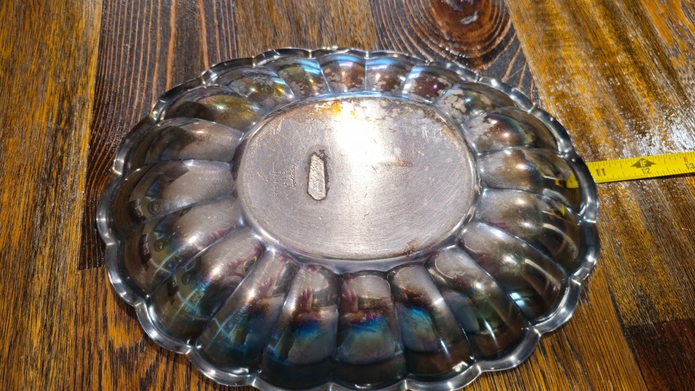 Vintage Reed & Barton silverplate dish "Holiday" pattern (model #113)