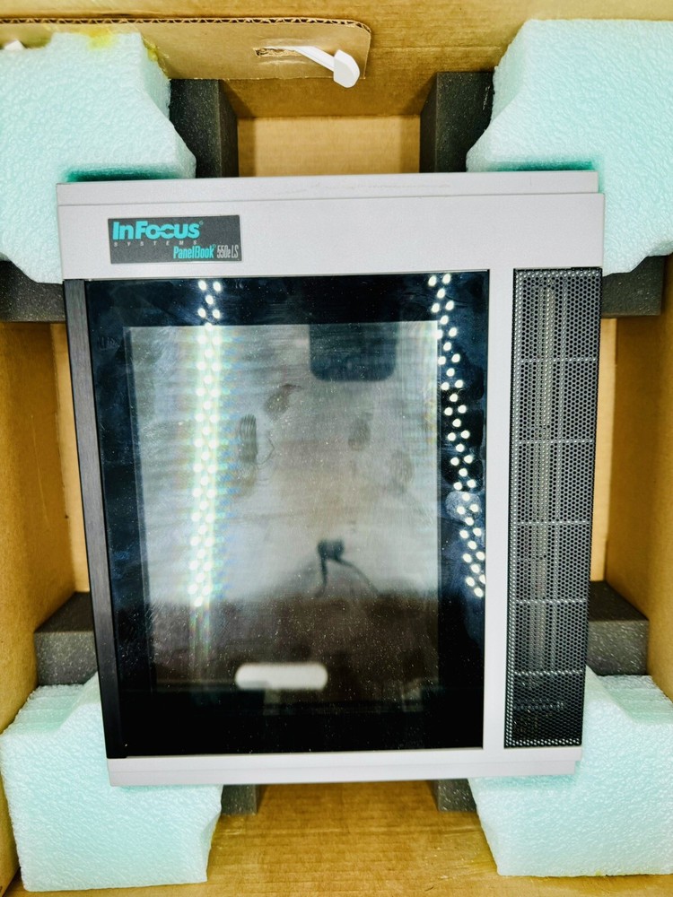 InFocus Systems PanelBook 550eLS  LCD Projection Panel