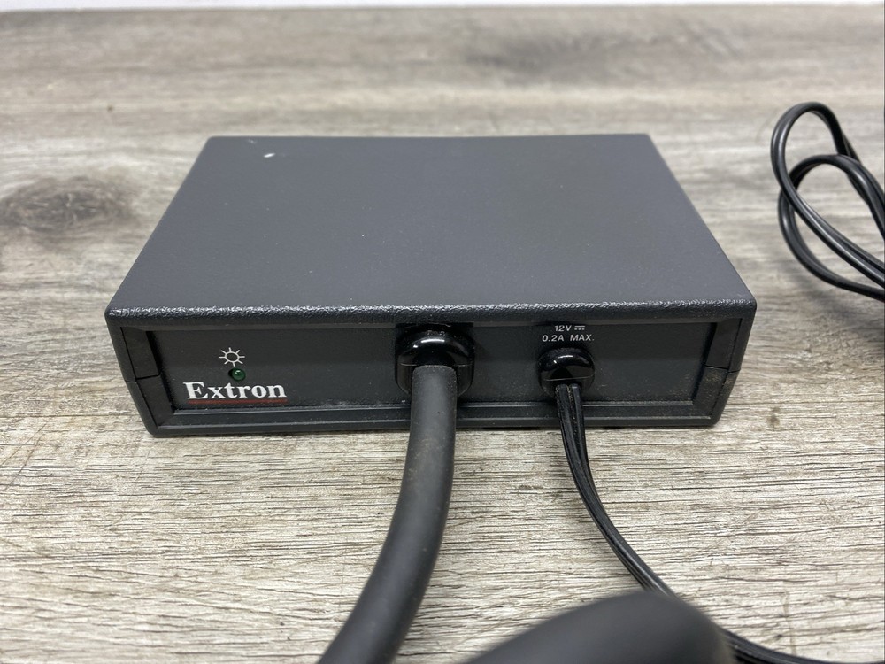 Extron P/2 DA2 Plus Dual Output VGA Distribution Amplifier
