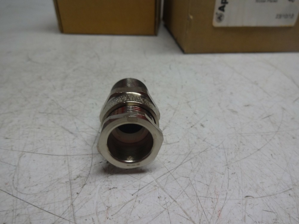 1 individual Appleton Electric 20SA2F0505 Cable Connector