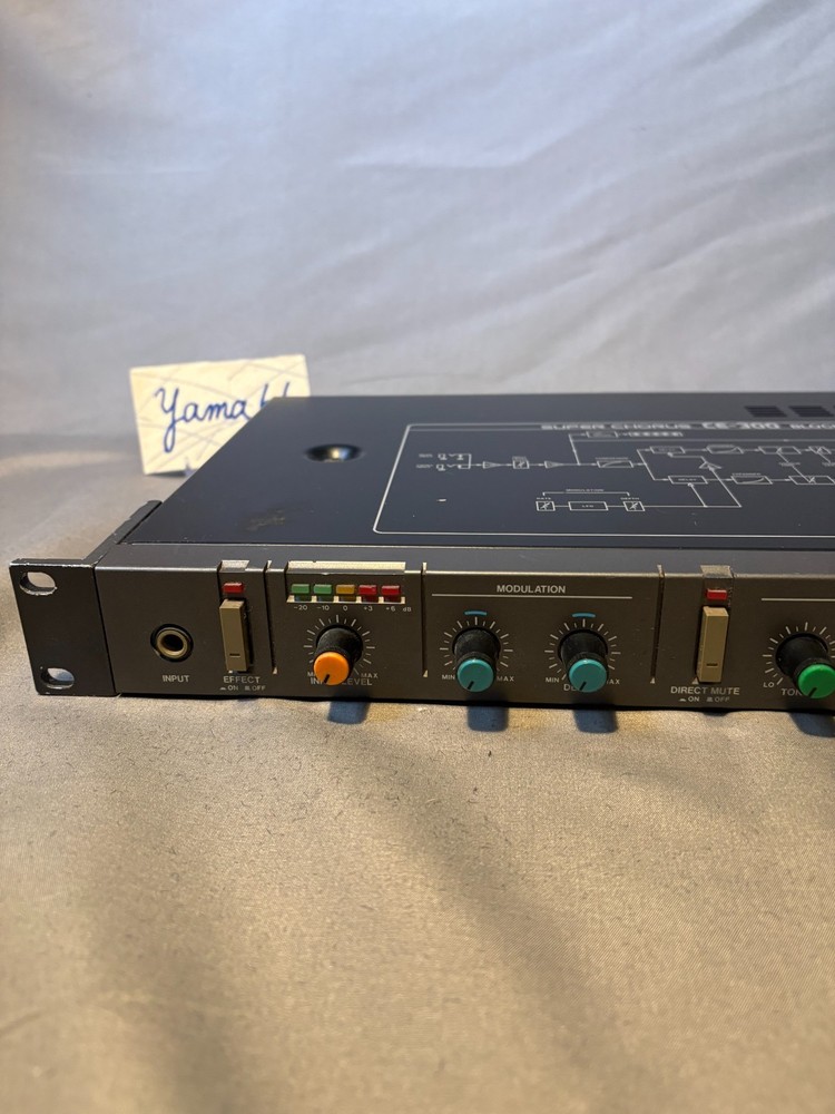 Boss CE-300 Super Chorus Guitar Effects Processor