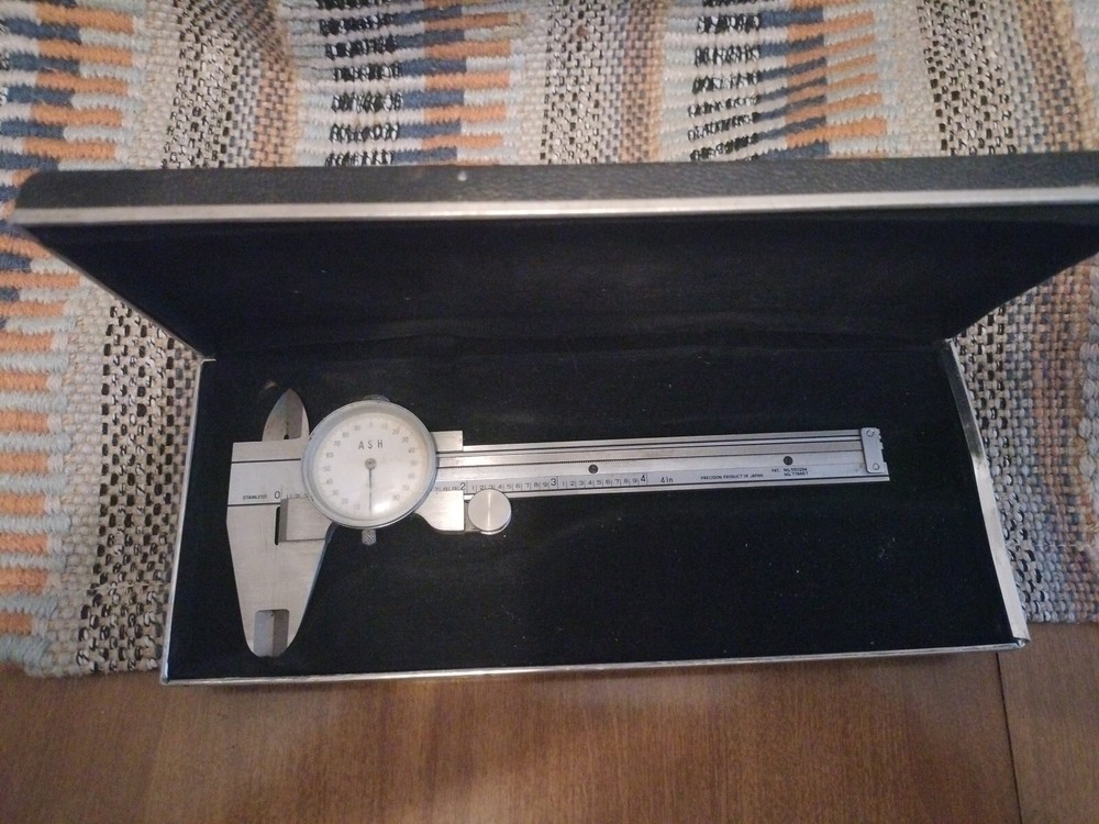 Calipers ASH 4 Inch W/Box