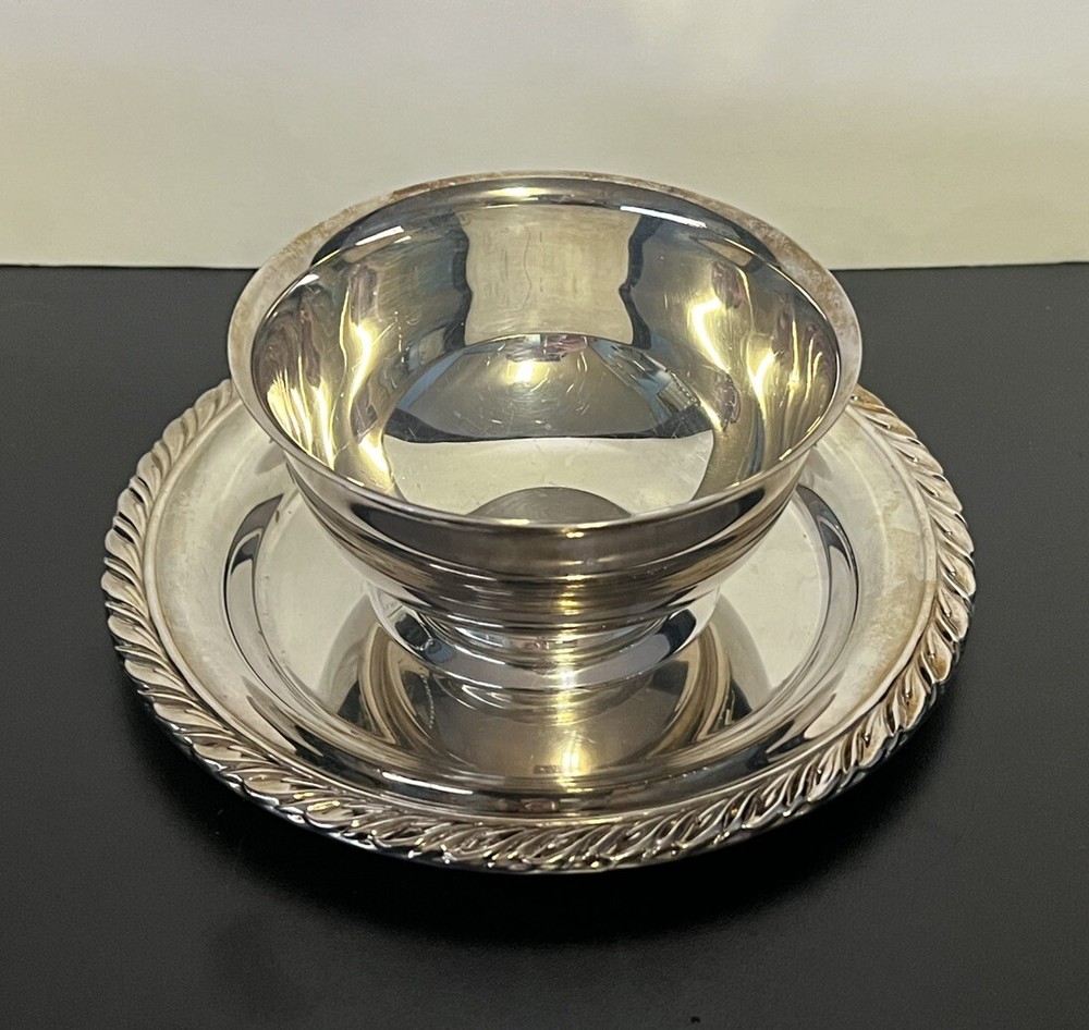 Oneida LTD Silversmiths Bowl W/Attached Dish