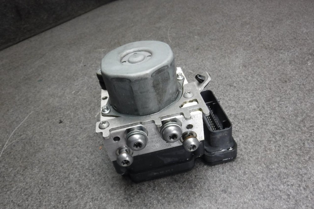 10 BMW S1000 RR S1000RR ABS Pump Module Modulator 716