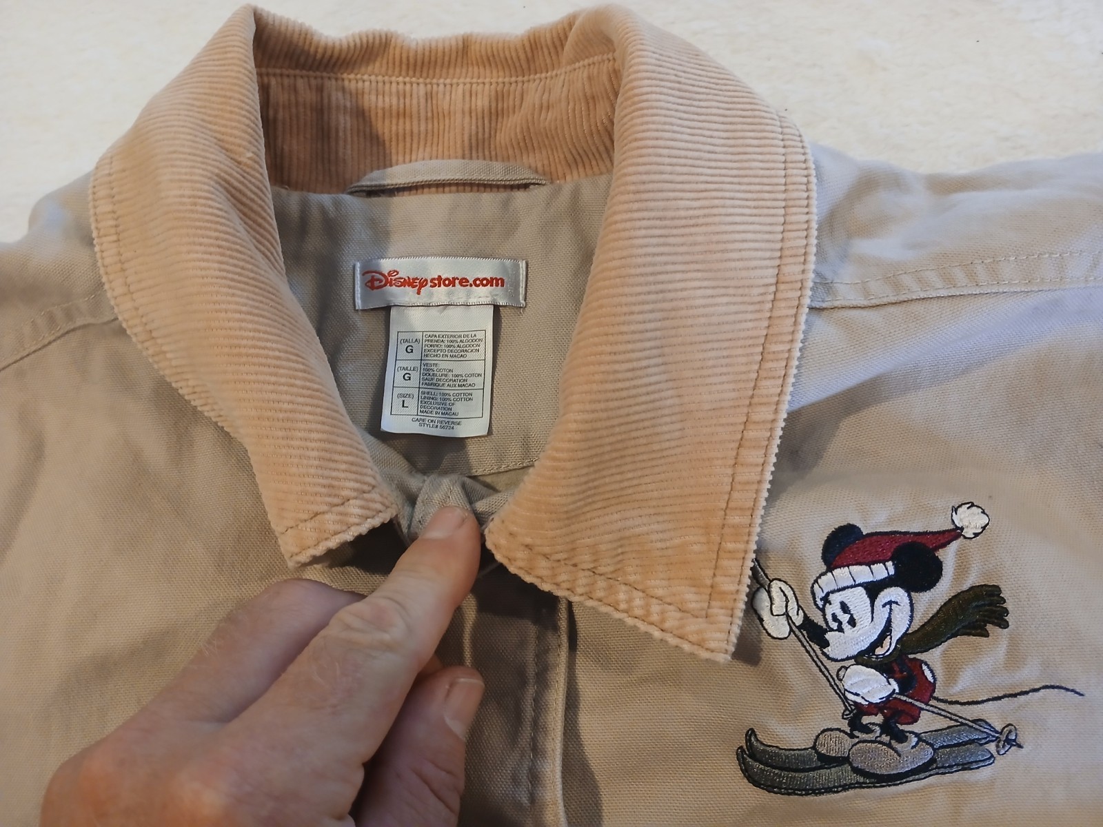 VTG Disney Store Barn Jacket Mickey and Friends Embroidered Beige Skiing Large