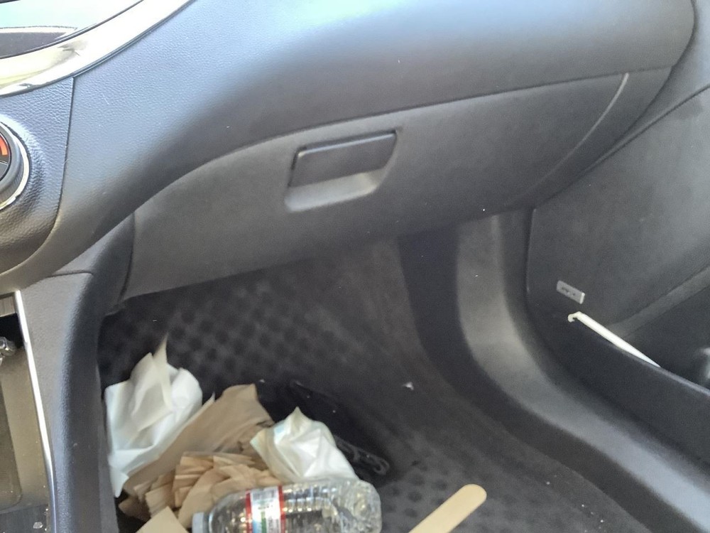 IMPALA    2016 Glove Box 4978500