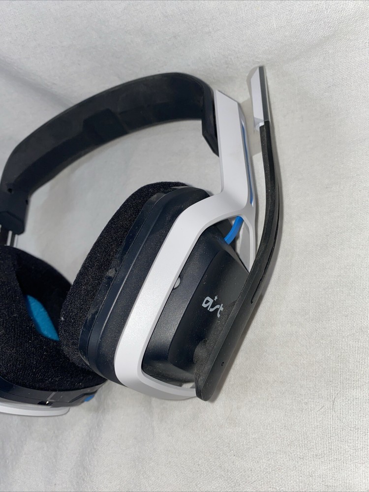 Astro A20 Bluetooth Wireless Gaming Headset for PlayStation 4/5 PREOWNED READ