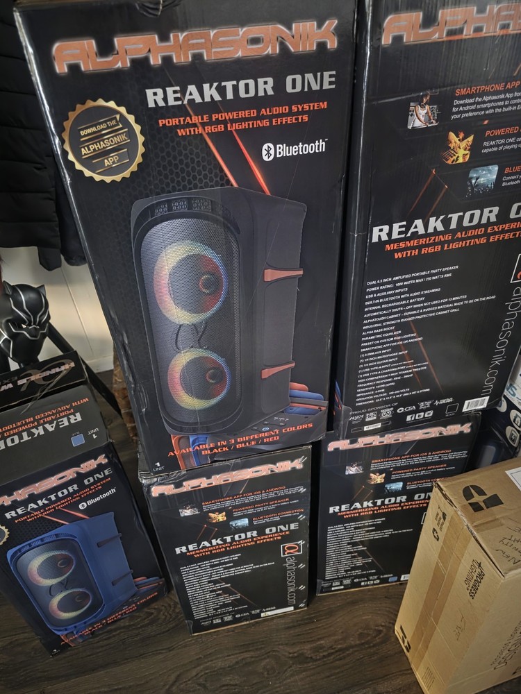 Alphasonik Reaktor One Double 8" Bluetooth Rechargeable House Speaker
