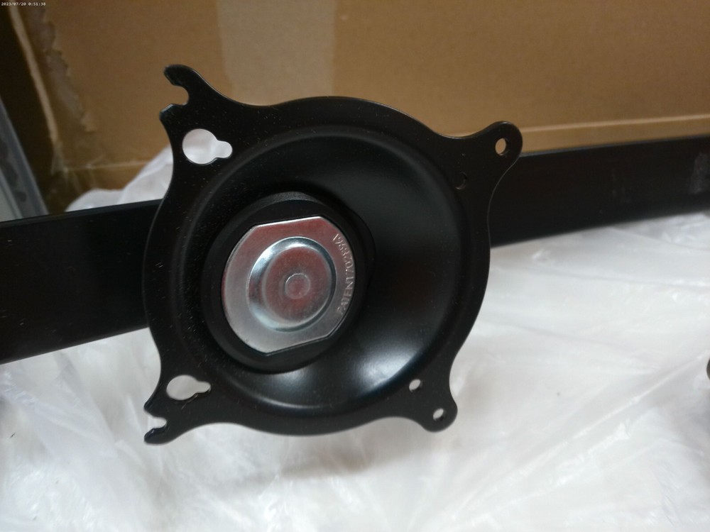 Chief Flat Panel Triple Hardware Mount Black (KTP325B) - Missing parts