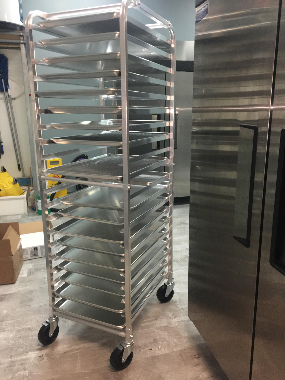 20 Pan End Load Bun Commercial Dough Baking Full Sheet Pizza Bakers Speed Rack