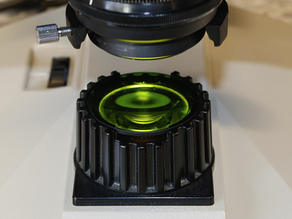 45mm Green Filter for Phase Contrast Microscopes - Subs AmScope FT-G4