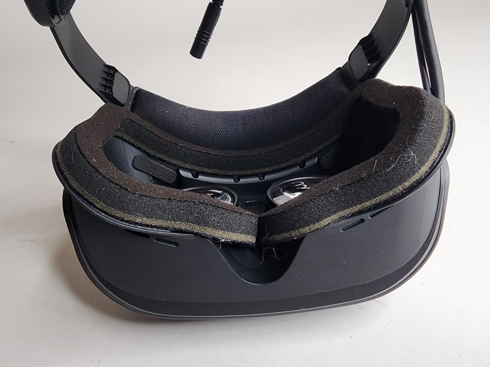 Lenovo Explorer Headset VR Set W/ Controllers Windows Mixed Reality Tested Works