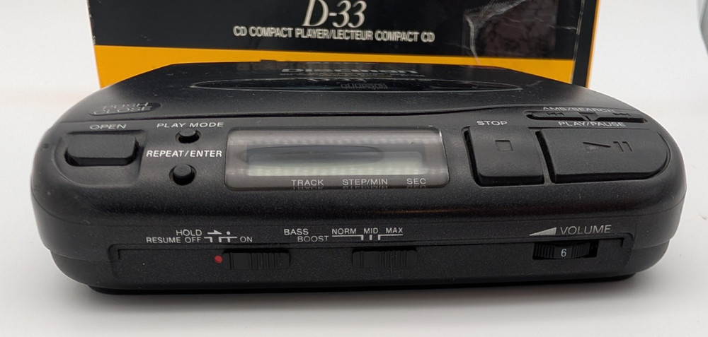 Sony D-33 Discman CD Player with Original Box, AC Adapter, Cable - Nice Unit