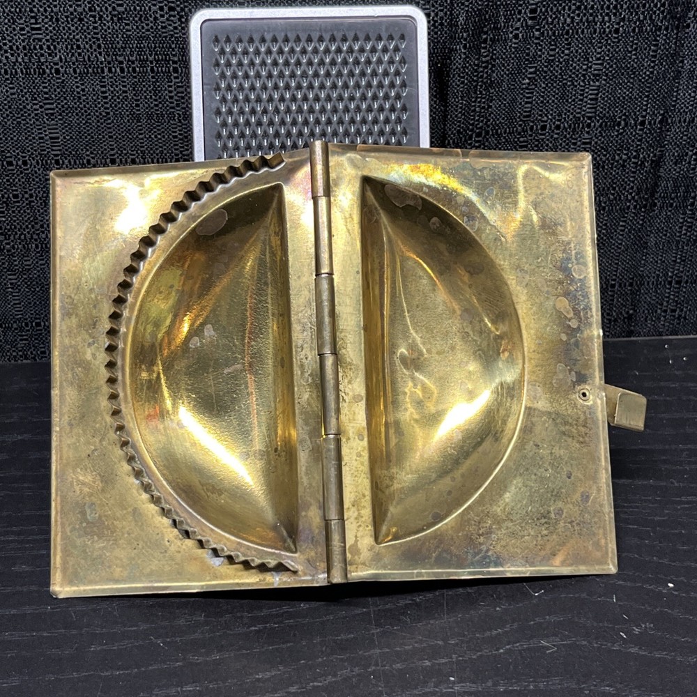 18c Vintage Rectangular Brass Cookie Maker Mould Box Collectible - 11014