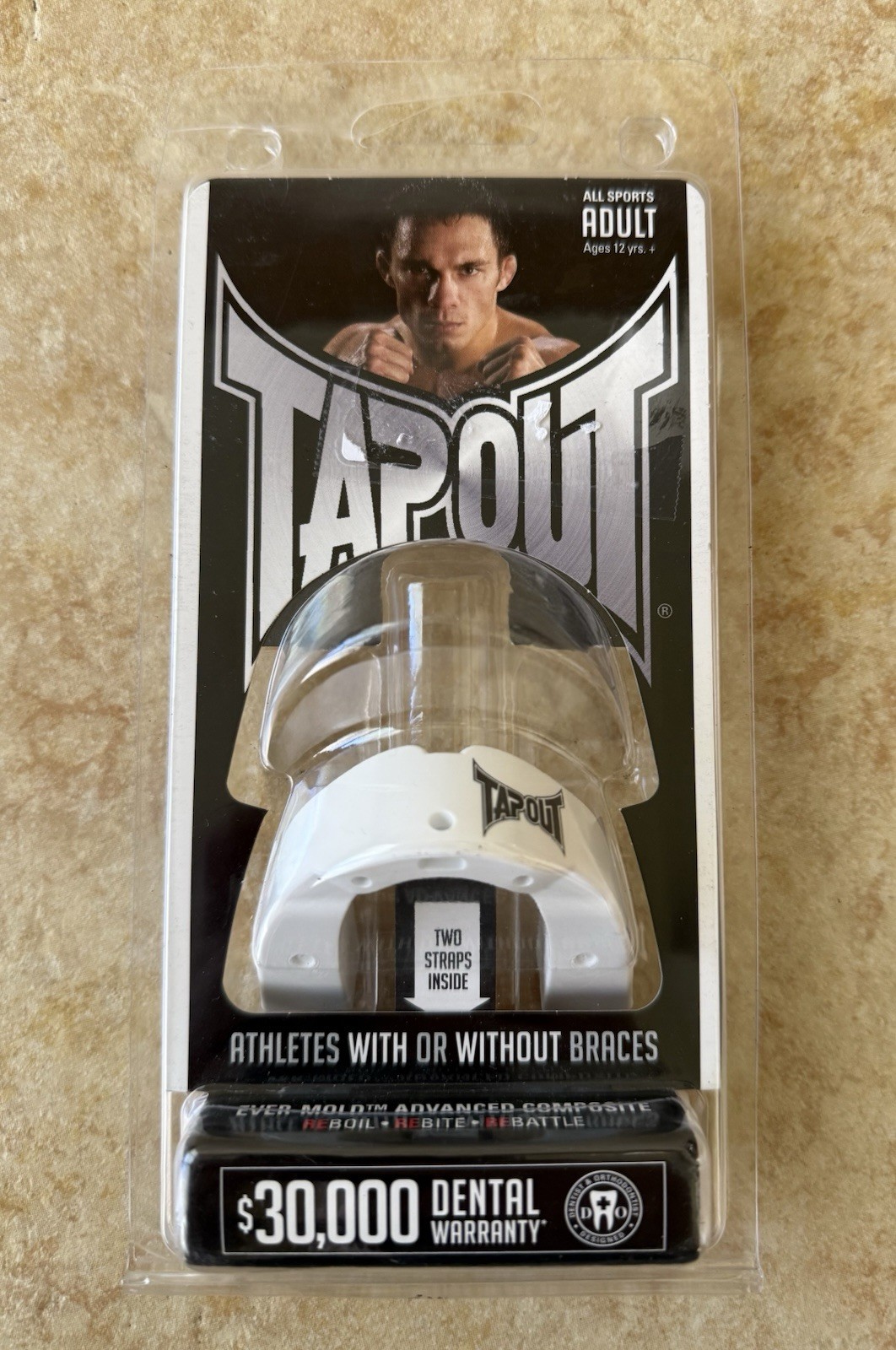 BRAND NEW - Tap Out Adults Mouthpiece, White - FREE SHIPPING!