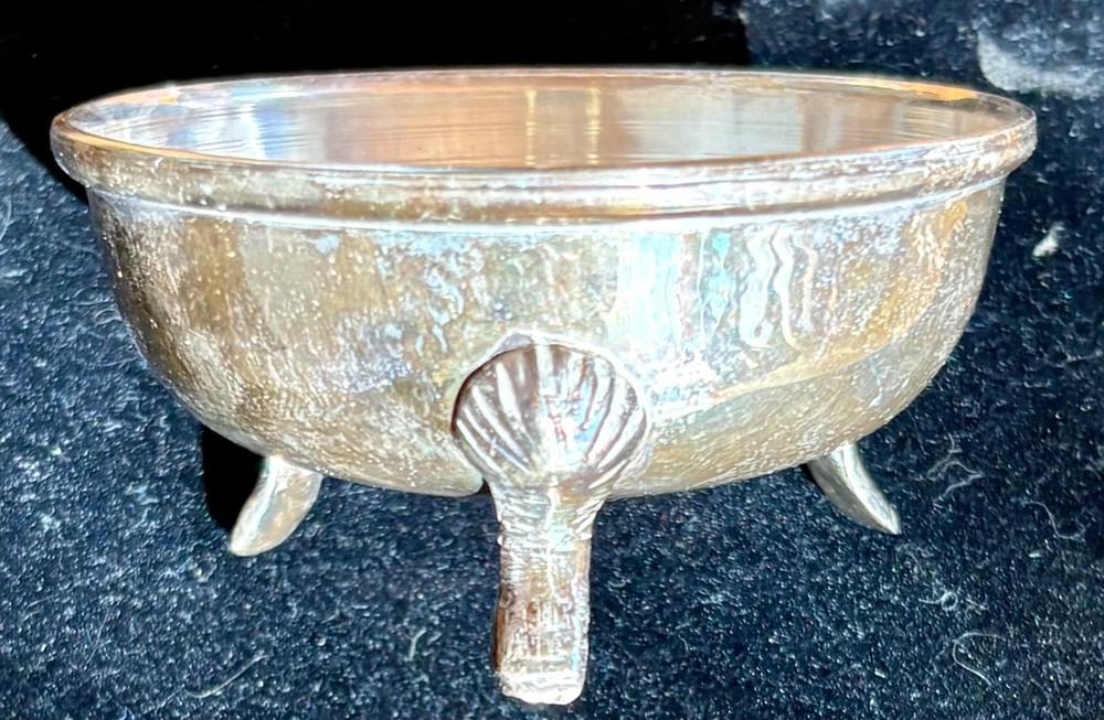 Vintage 2 pcs. Silver Plate Tea Strainer With Footed Stand / Bowl