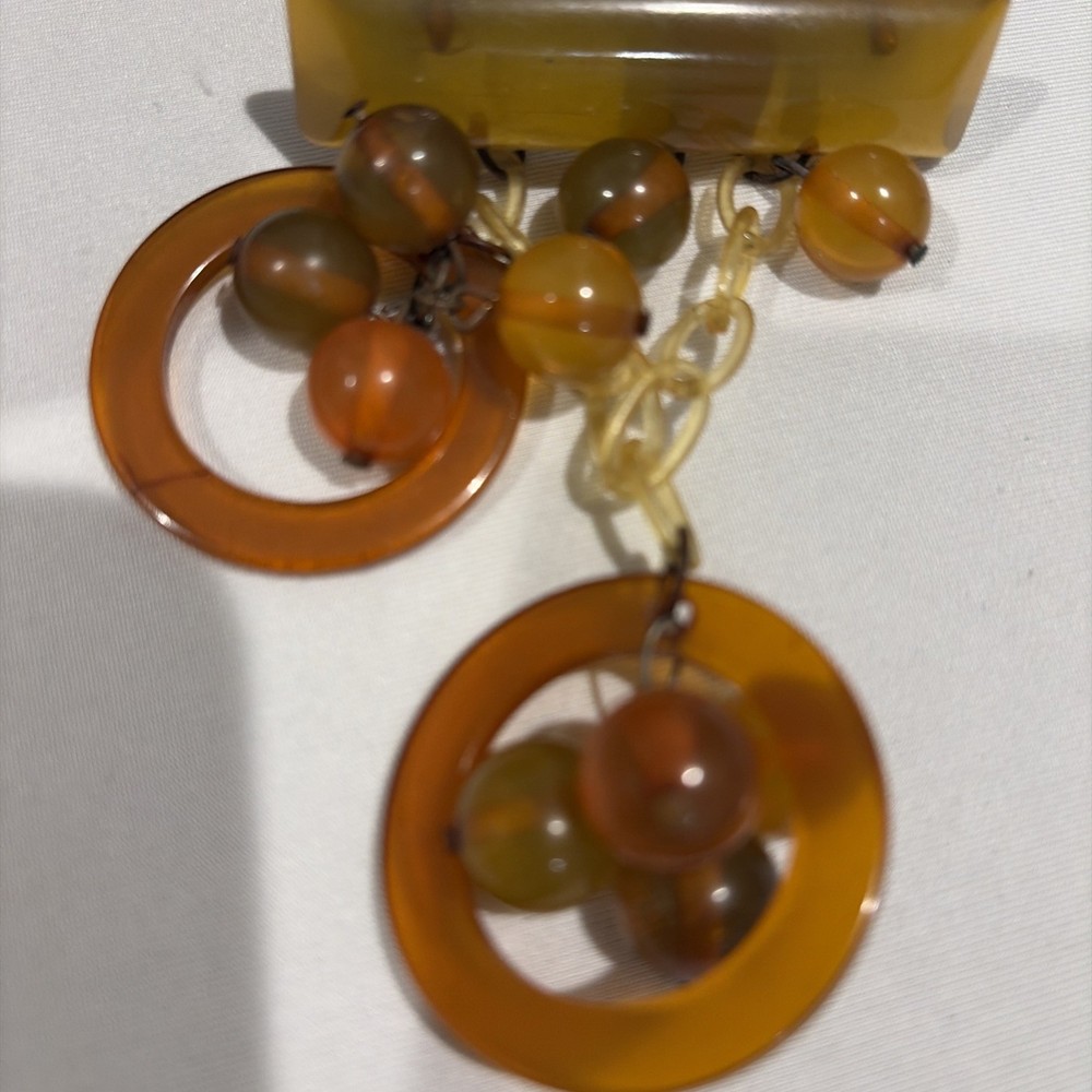 Vintage Bakelite Brooch Pin