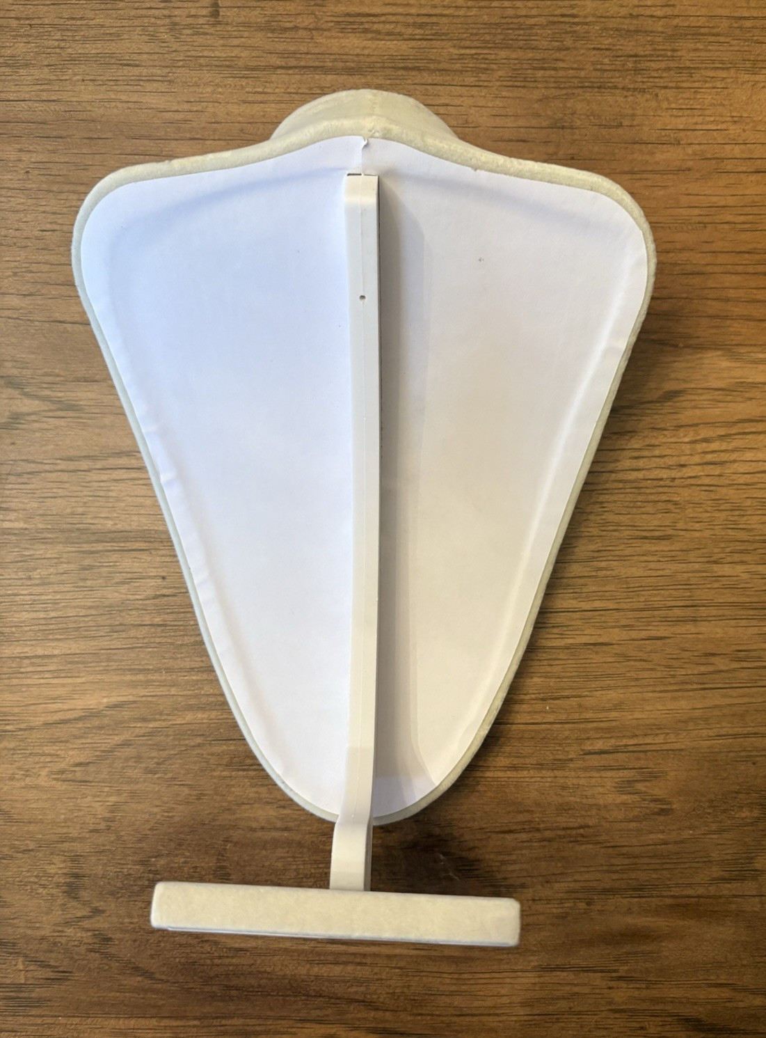 5 Piece Lot of Beige Velvet Necklace Display Stand Jewelry Bust Pendant Holder