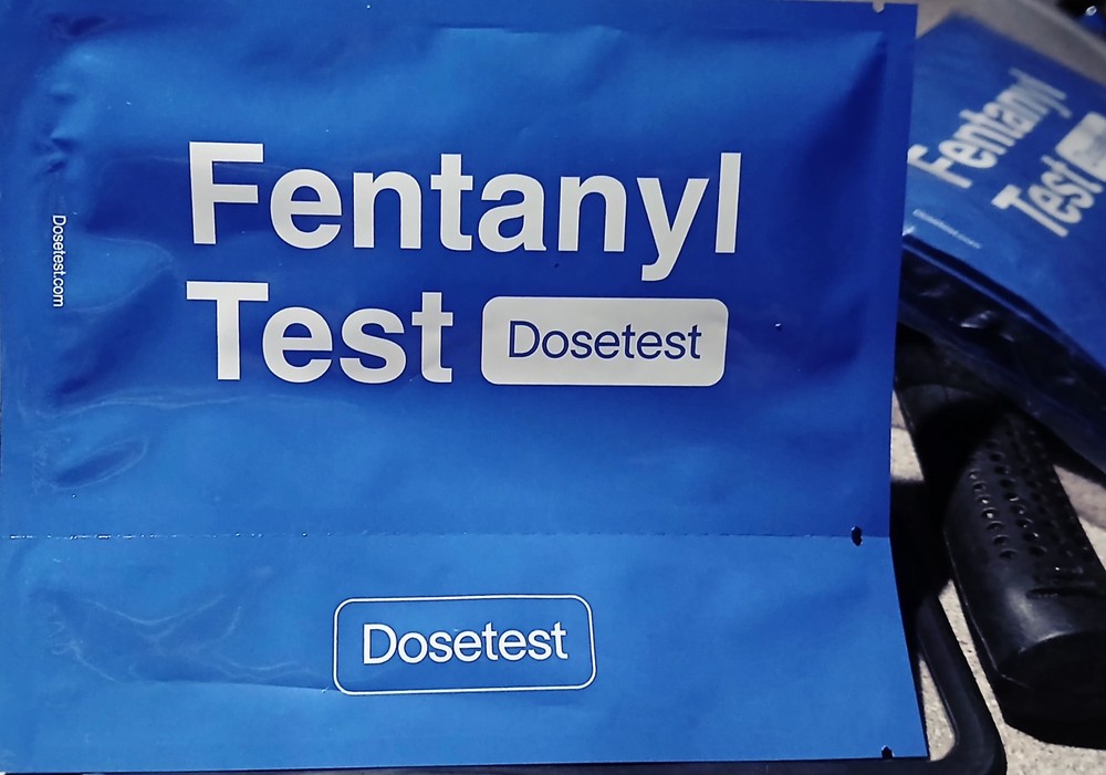 DRUG TESTING KIT