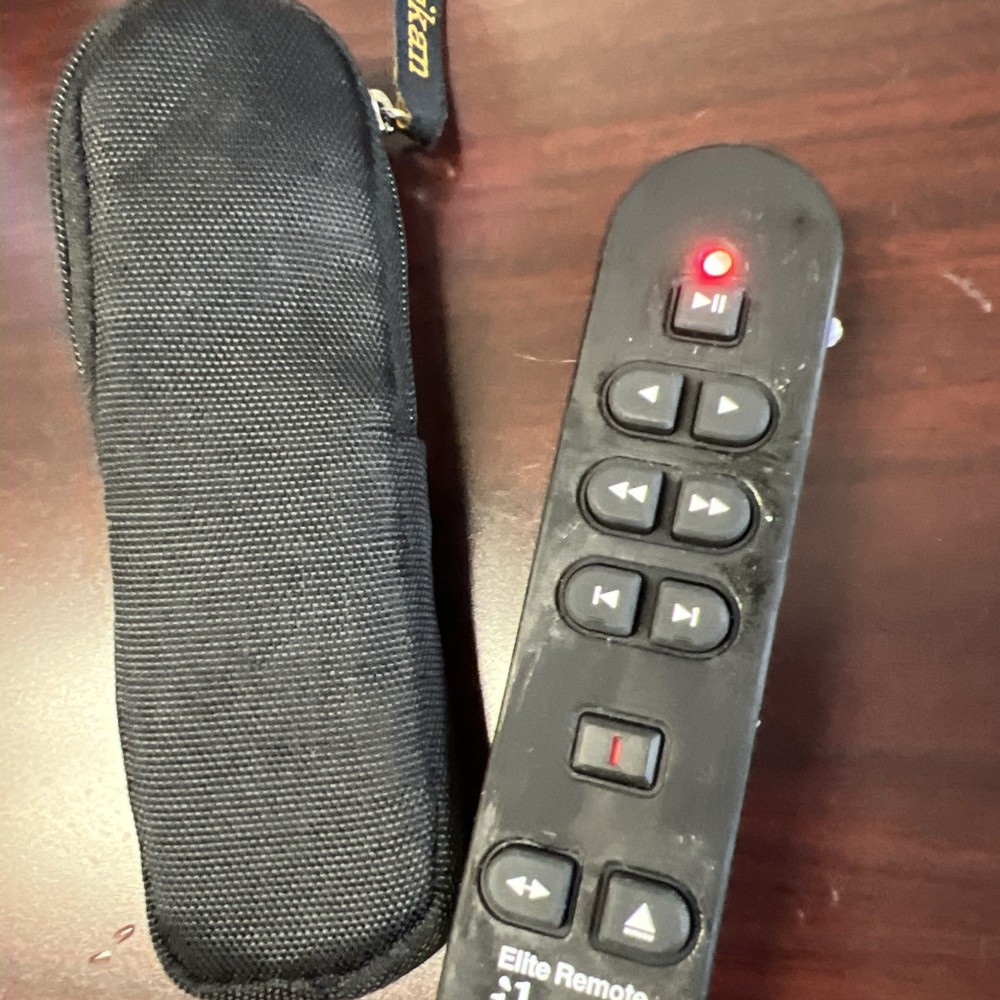 Ikan Elite Bluetooth Remote Control for iPad Teleprompter w/Laser Pointer & Case