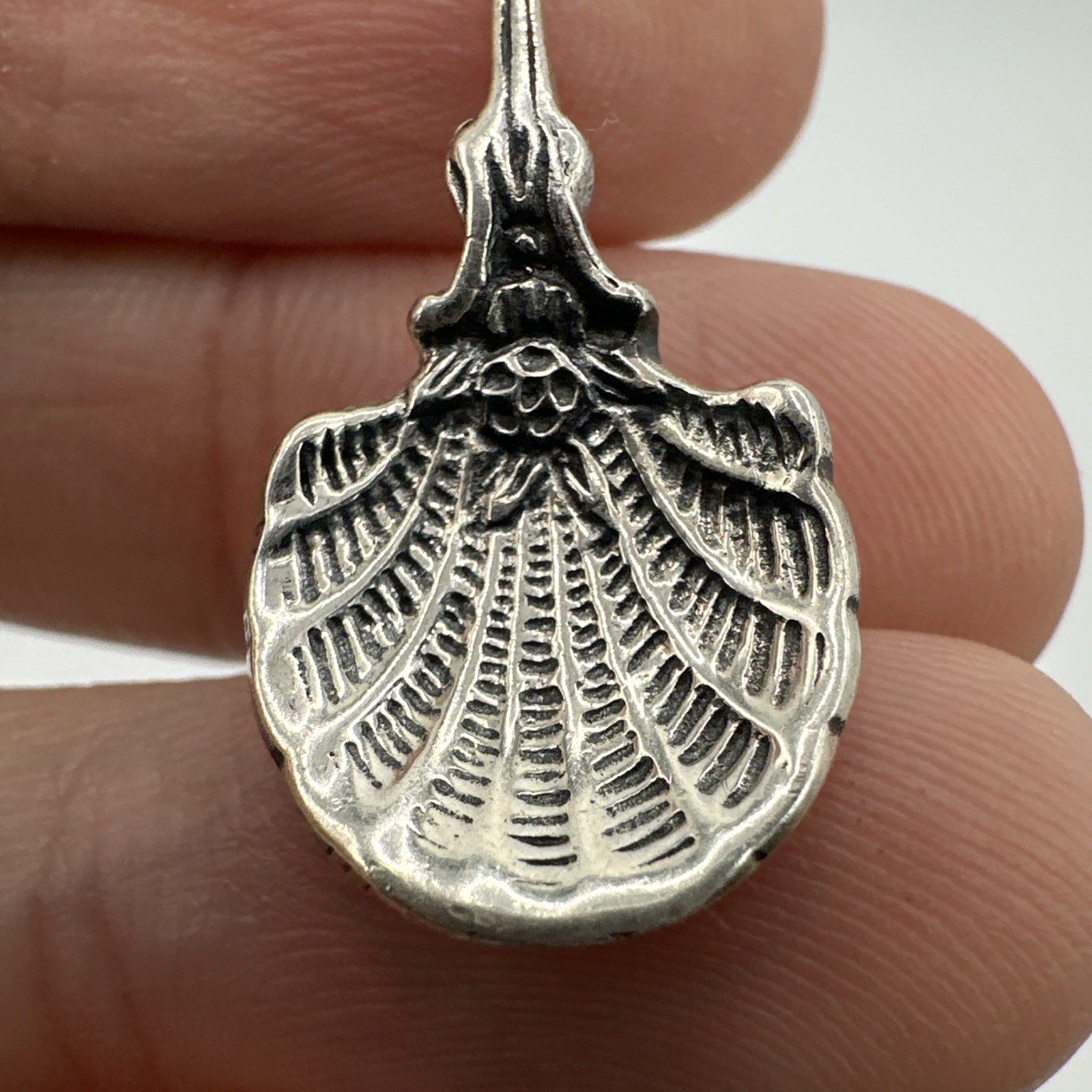 Sterling Silver Shell Bowl Salt Spoon Ornate Vintage