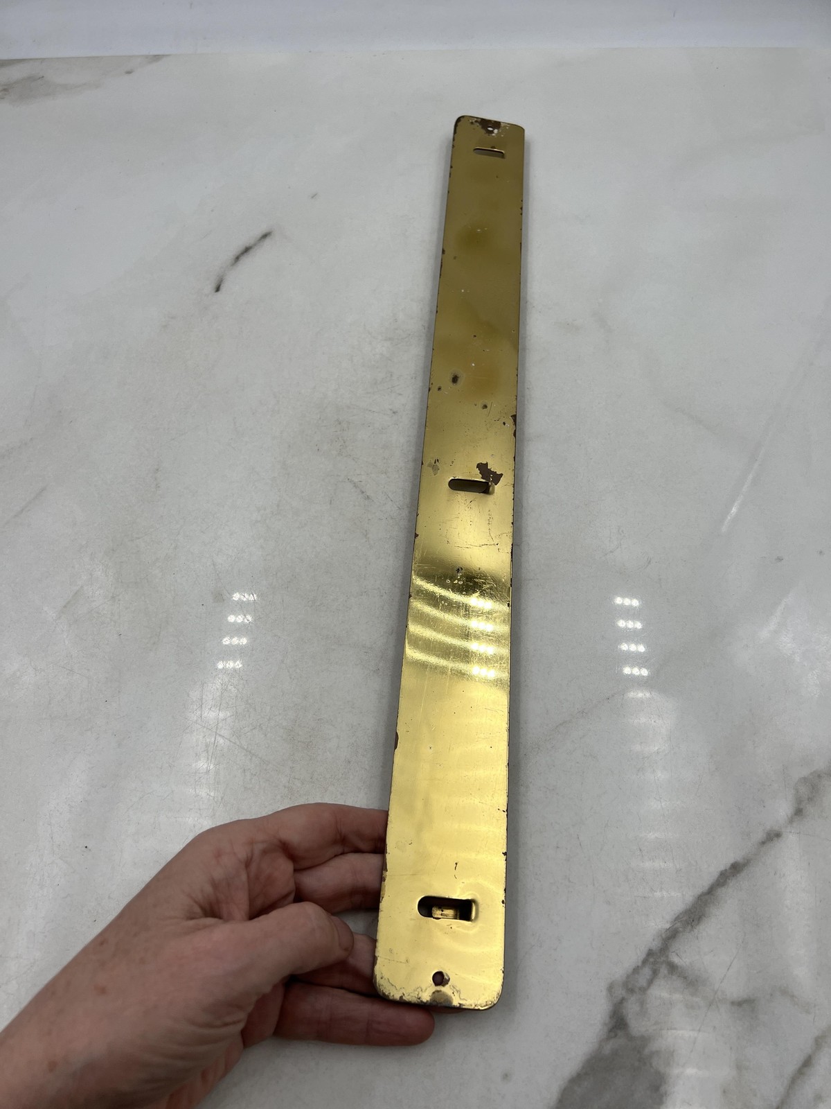 Vintage Brass Picture Rail Hook Strip Wall Mount 20in Art Hanging Display Bar