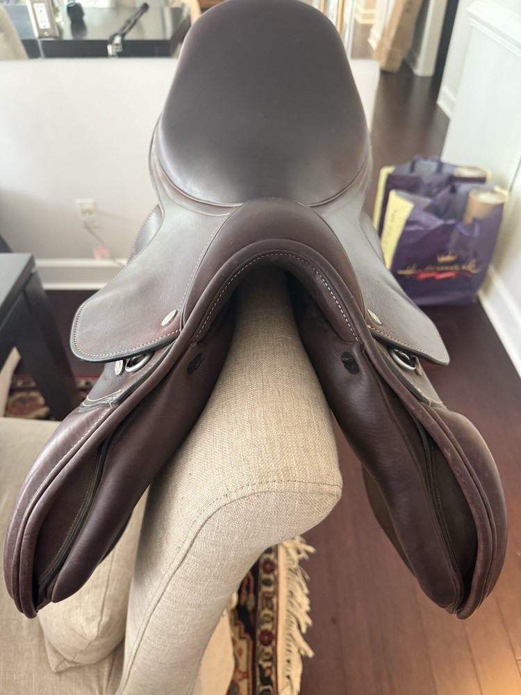 Dover Circut Saddle 17.5