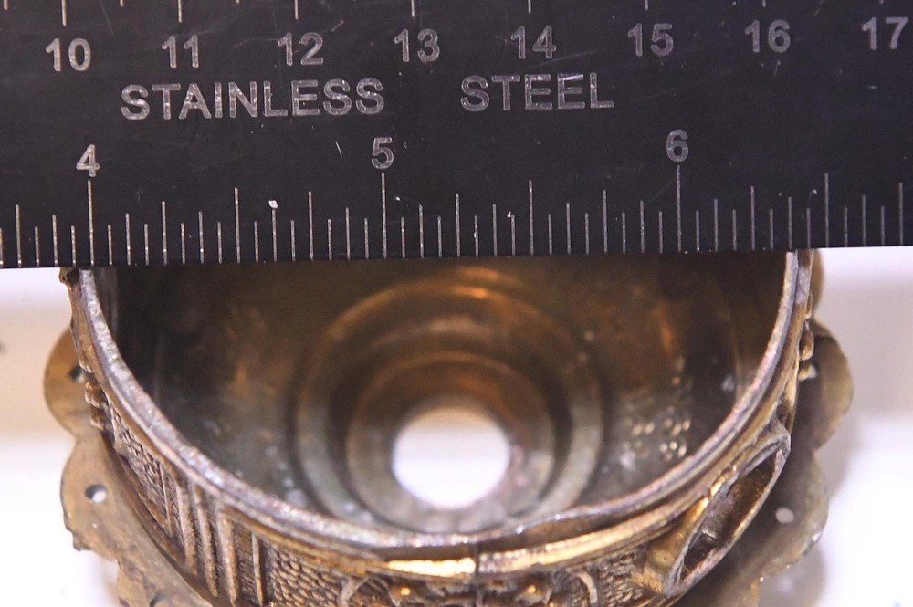 VINTAGE BRASS FINISH LIGHT PART