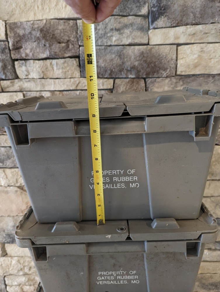 5 Count FP-06 Gray Attached Lid Container 0.6 Cu. Ft. 15x10x9 LEWISystems Stack