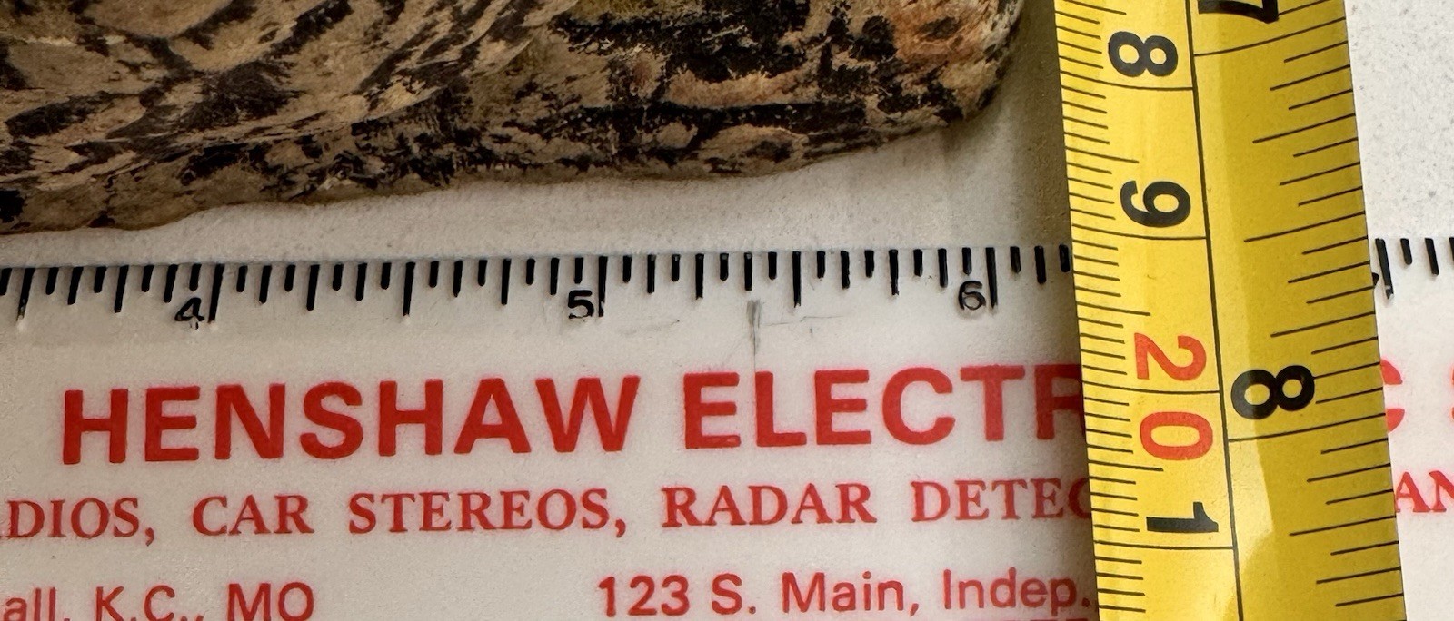 Adorable Pair Of Pier 1 Terracotta Pottery Statue Rabbits/Bunnies Farmhouse Chic