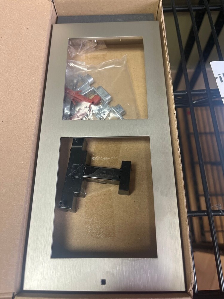 2N IP Verso -2M Surface Frame (01289-001)