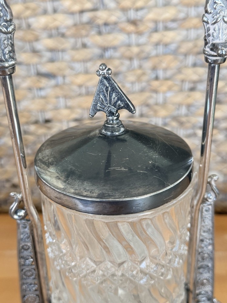 Reed & Barton 1280 Silver Plated Pickle Caster Serving Jar *READ*