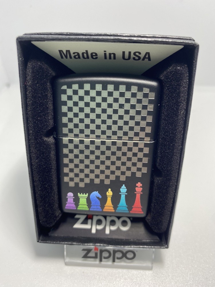Zippo Etched Chess Set On A Black Matte Lighter