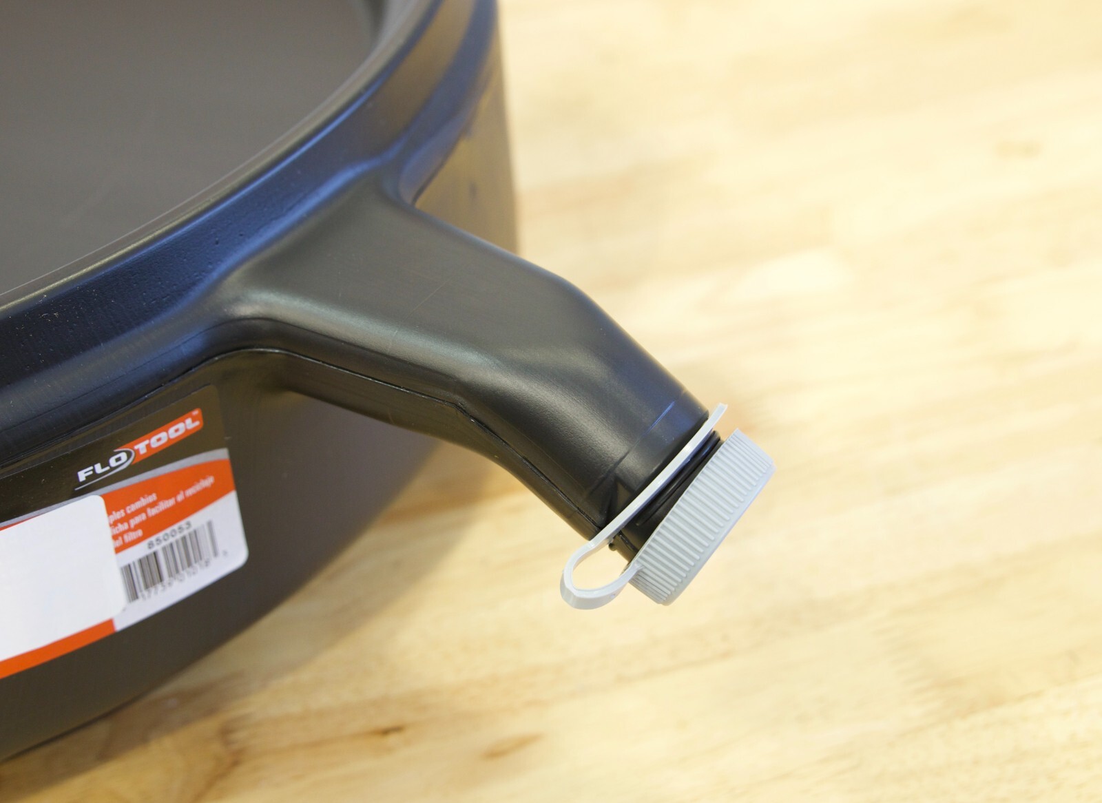 Flo Tool Oil Drain Pan Round 15 Quart Capacity Oil Pan and Carrier 11838