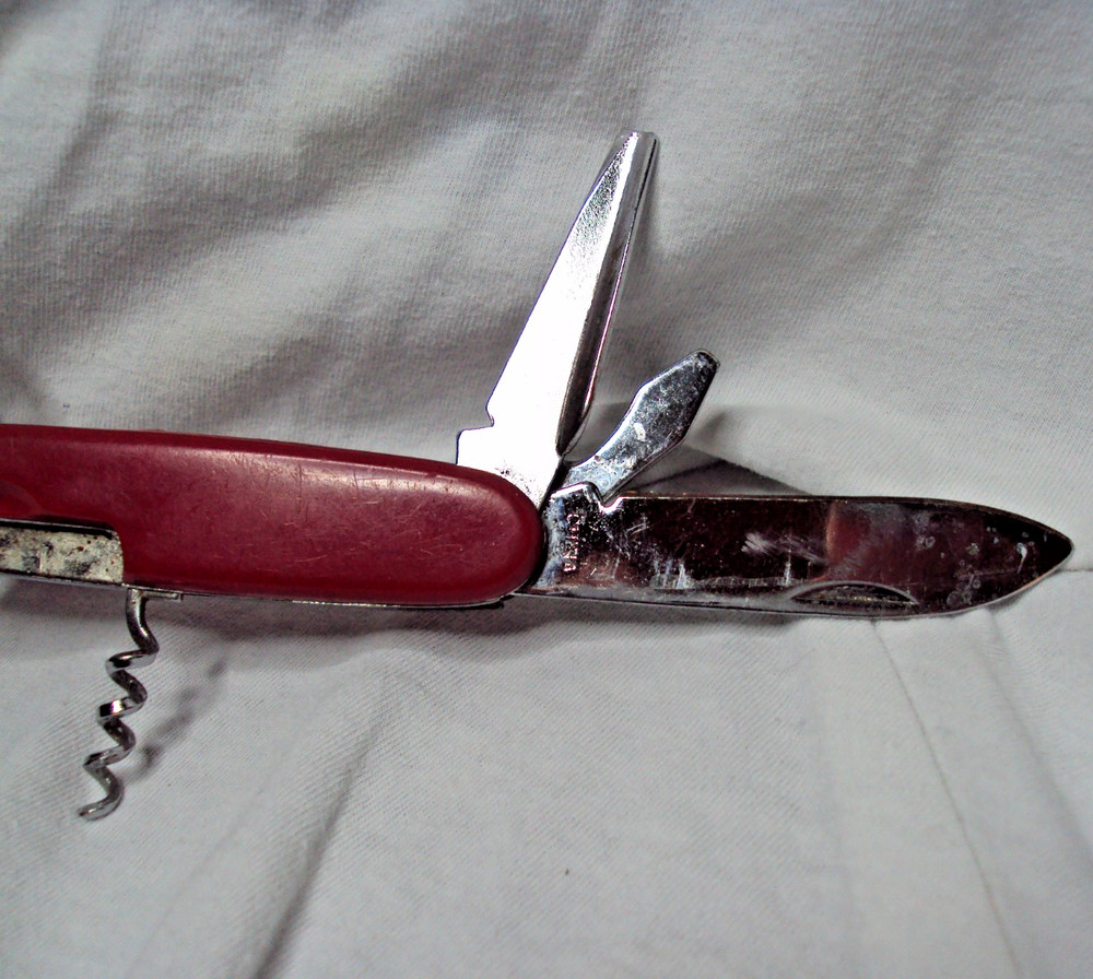 Multitool Knife Corkscrew Bottle Opener Multifunction Tool Keychain Tools Knives