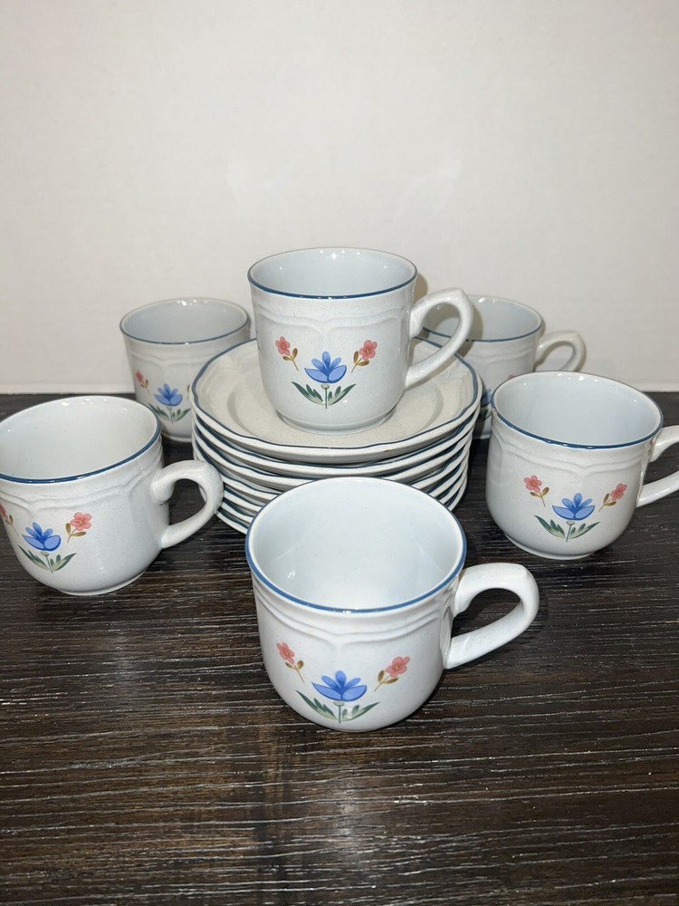 Inter-National Stoneware Japan