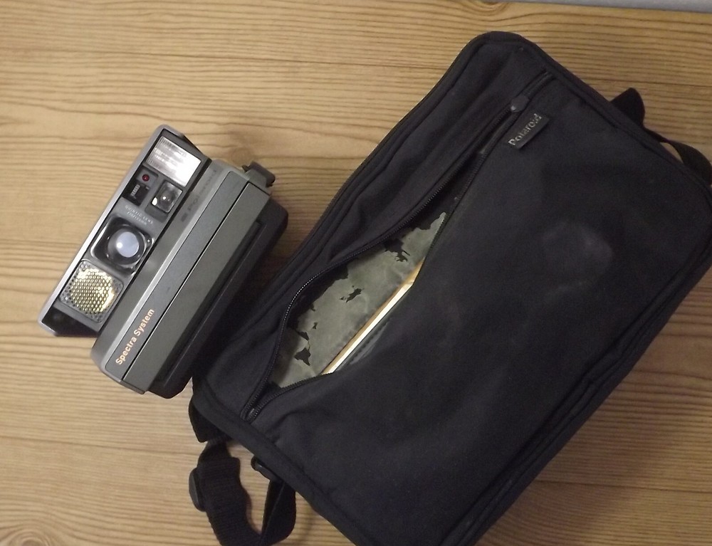 Vintage Polaroid spectra system camera - Untested -  with camera bag