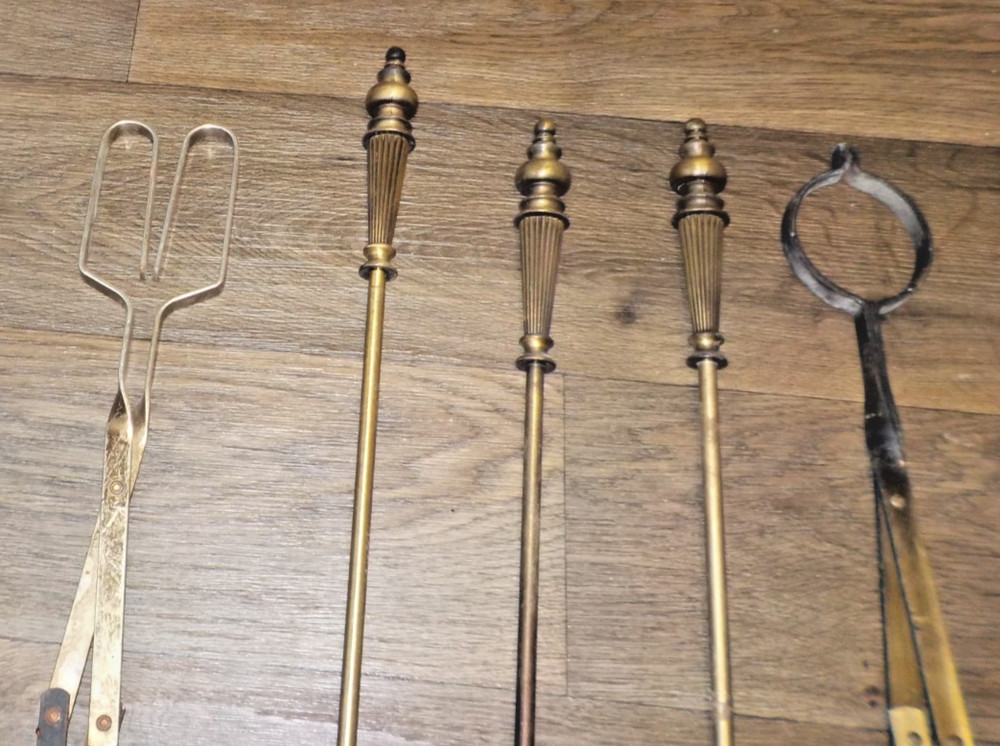 VINTAGE ARTS & CRAFTS FIREPLACE TOOLS
