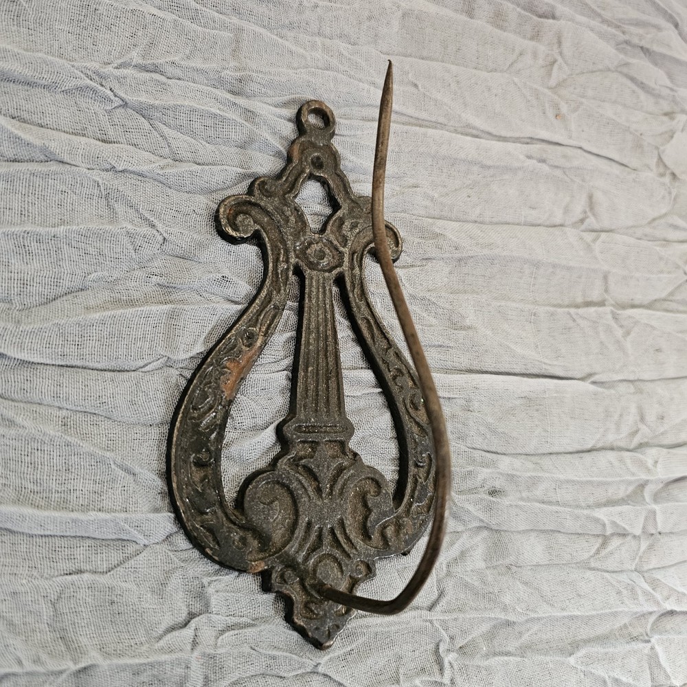 Antique cast metal, wall mount, spiked nail note holder