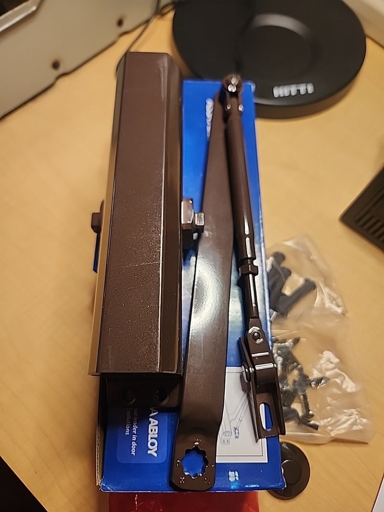Arrow Surface Door Closer Size 3 Locksmith